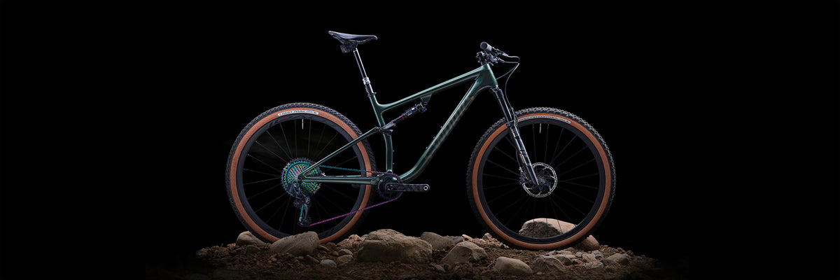 GLOSS OAK GREEN METALLIC/DIAMOND DUST