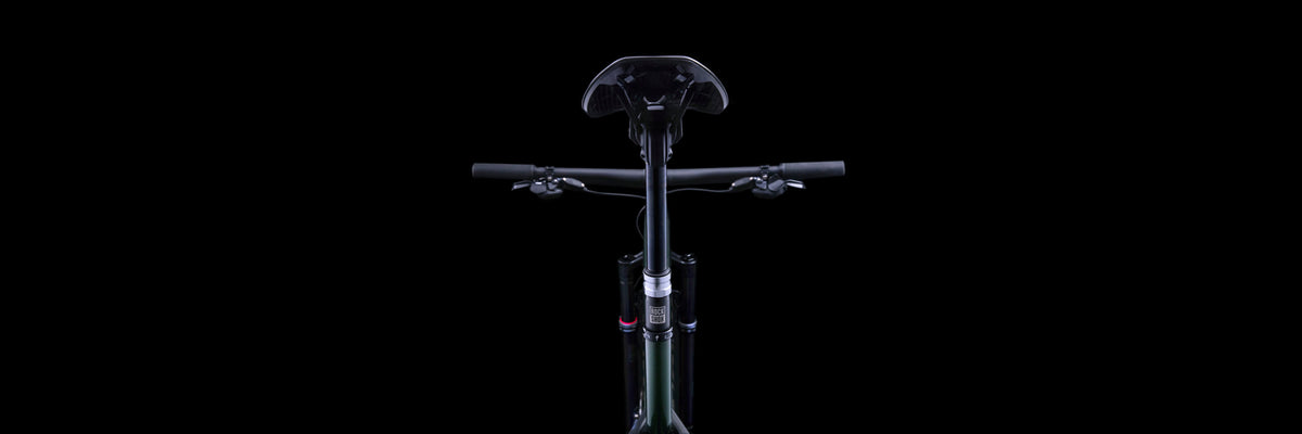 GLOSS OAK GREEN METALLIC/DIAMOND DUST