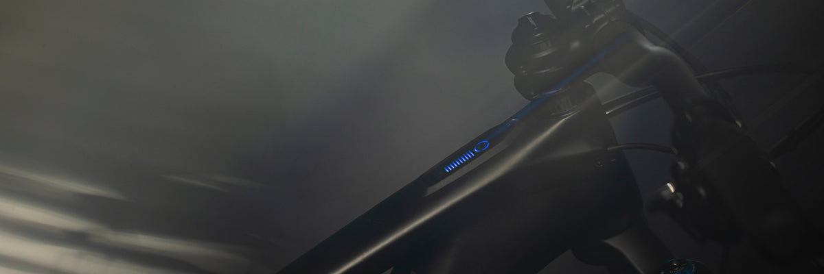 Carbon / Black / Chrome