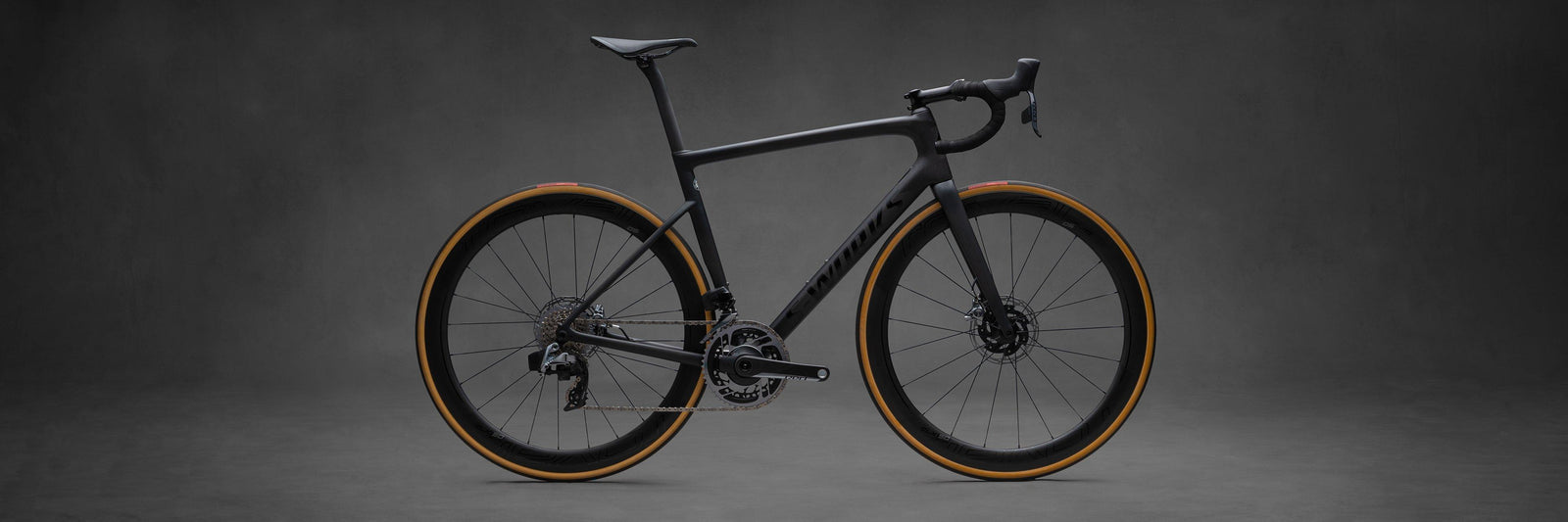 SATIN CARBON/TARMAC BLACK/CLEAN