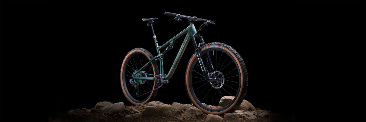 GLOSS OAK GREEN METALLIC/DIAMOND DUST
